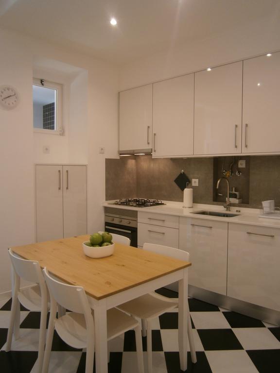 The Estrela Apartment Lisbon Room photo